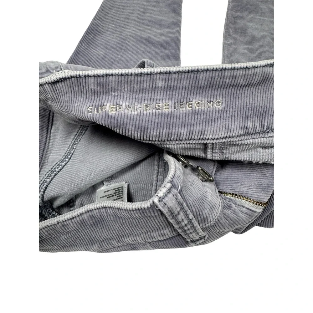 American Eagle Lavender Corduroy High‎ Rise Skinny Jeans 2 Button